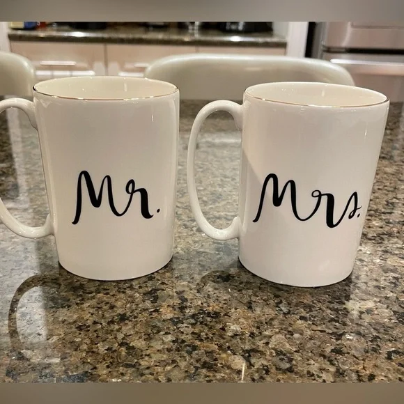 Kate Spade New York Lenox White Porcelain Mugs Set of 2 Gold rim, 12 oz Mr Mrs - Picture 2 of 8